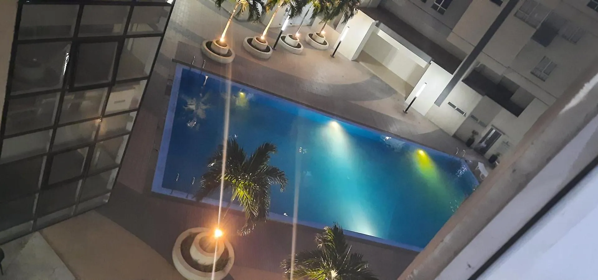 L1 Twin Bed Staycation In Bonifacio Global City Manila Apartment